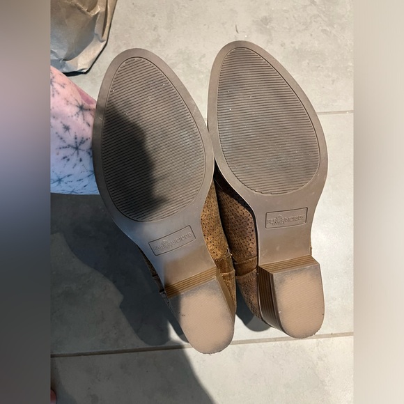 Fergalicious booties - Picture 2 of 5